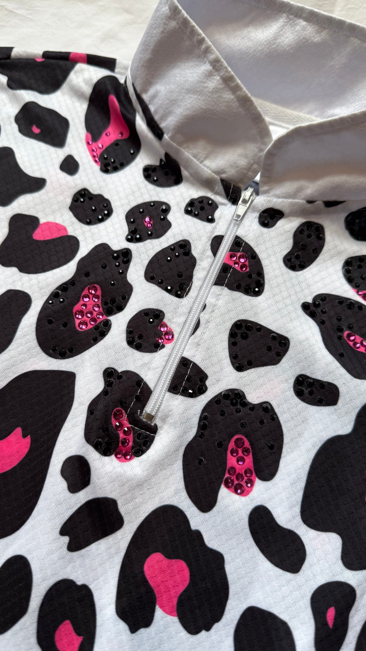 『 Pink Leopard fam 』by Zuberi 30*40cm Etta' PINK Medium Ceramic Leopard Statue Vintage – Dogwood